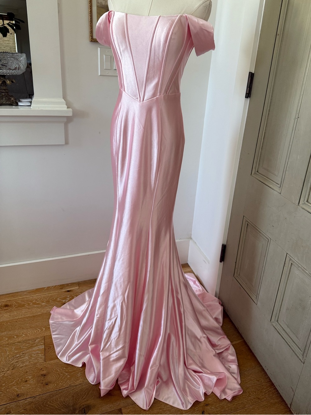 Pink Satin Mermaid Evening Dress - Picture 6 of 9